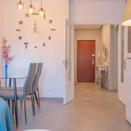 Av Severo Ochoa 31 Apartment *